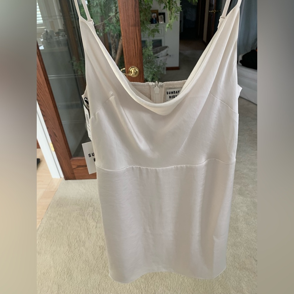 Aritiza SUNDAY BEST BRAND NEW with TAGS “SPENCER DRESS” SIZE SMALL